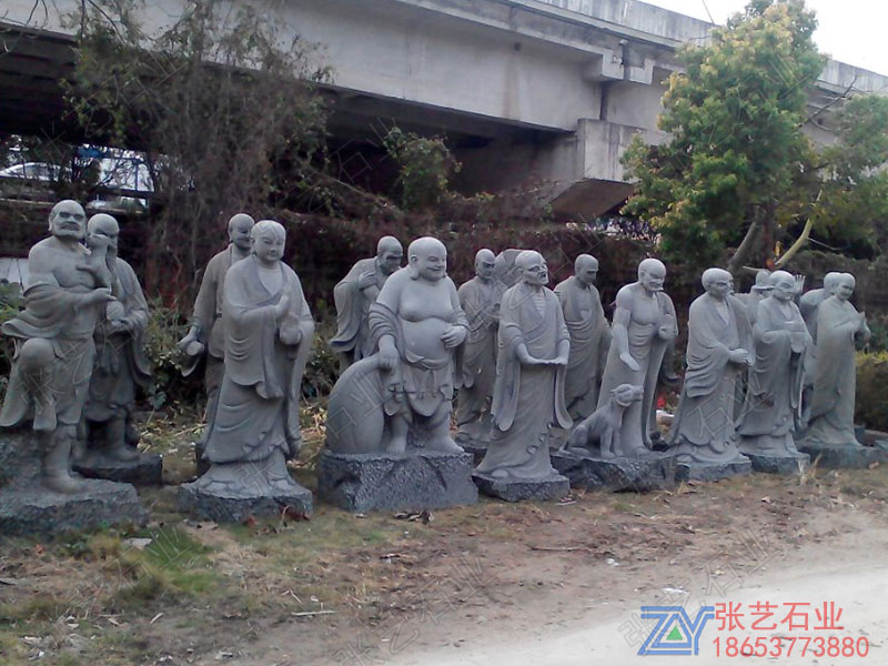十八羅漢雕像