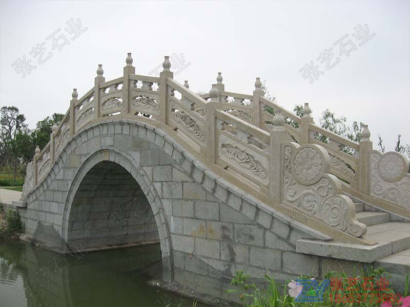 拱橋石欄桿