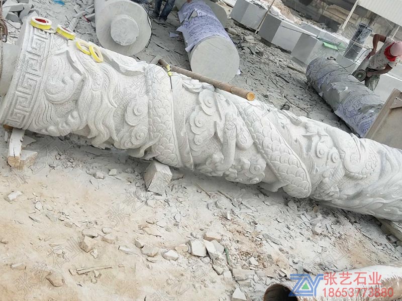 芝麻白石龍柱 