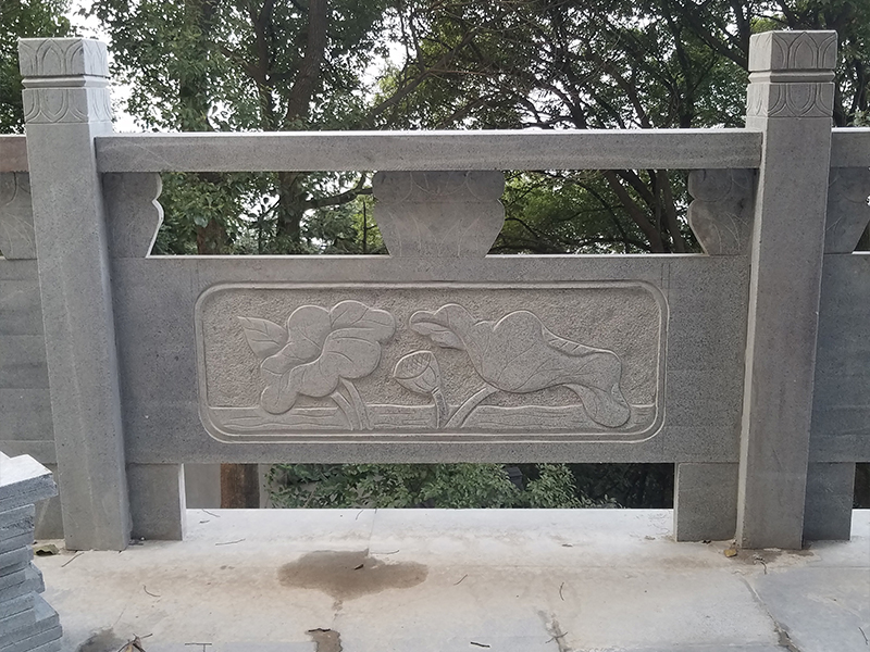 石欄桿 